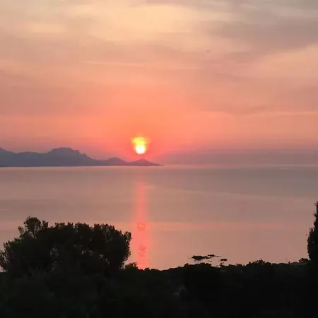 La Vigerie Luxury Sea View *